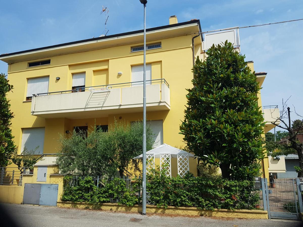 Casa Loren Πέζαρο Εξωτερικό φωτογραφία